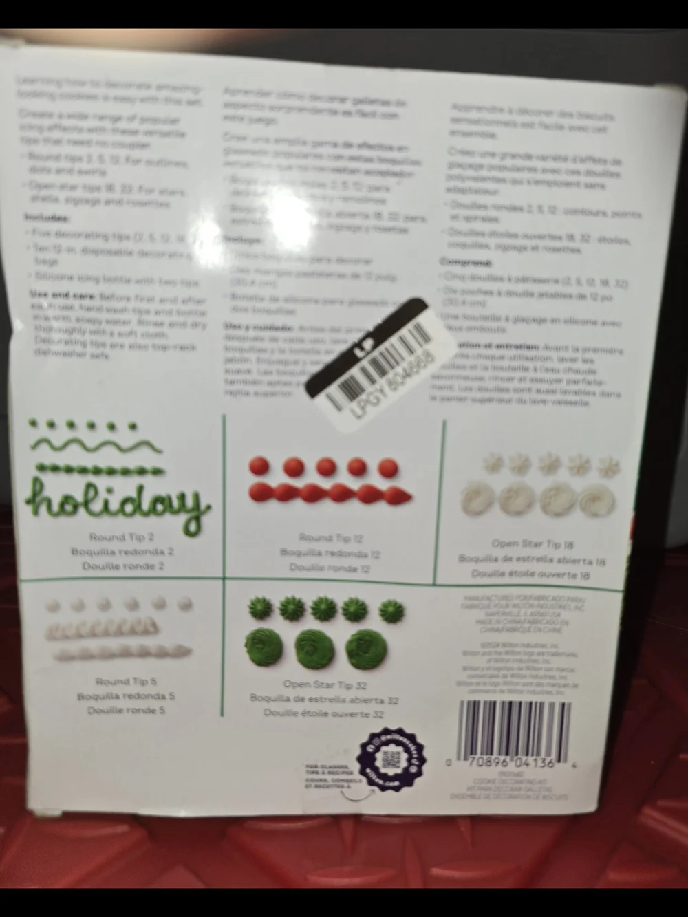 NWT - Wilton Cookie Decorating Kit
